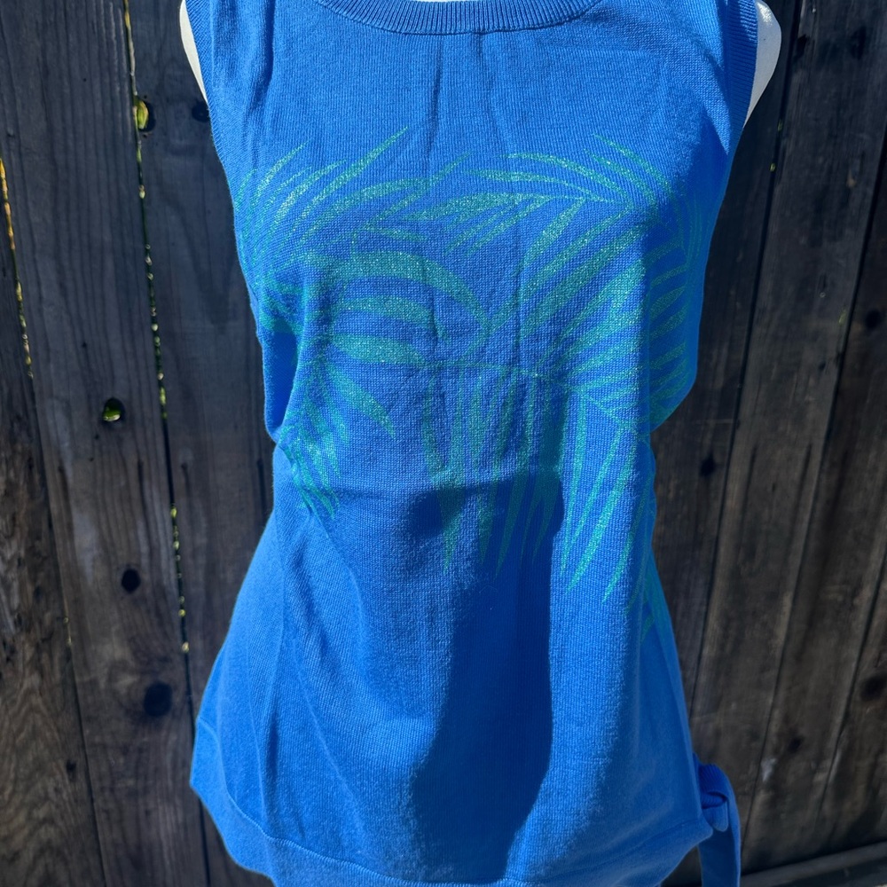 Tommy Bahama Blue knit  Top with Green Palm Design